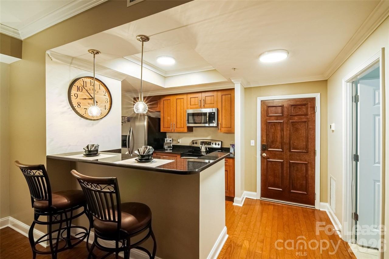 300 W 5th St #439 - Photo 5 of 26