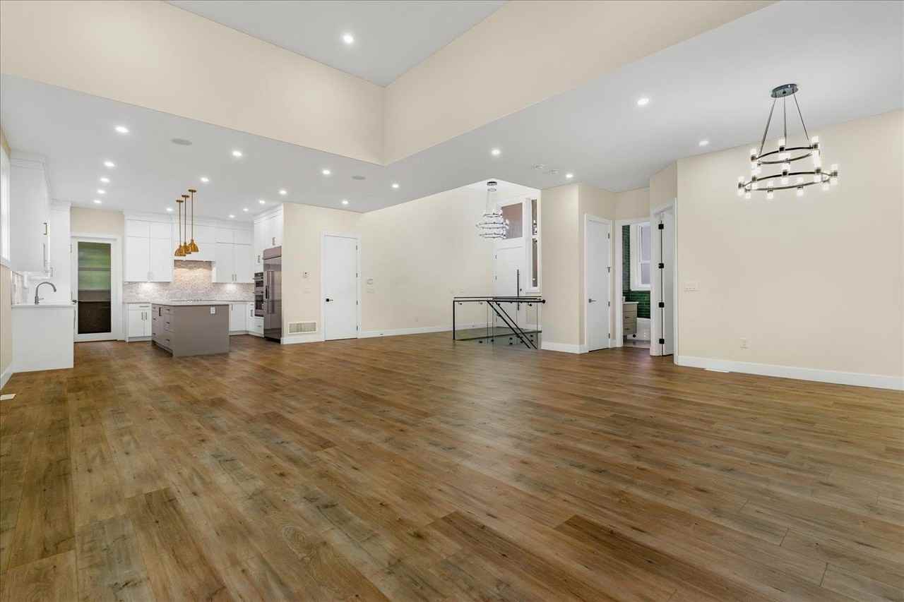 8211 harvest place - Photo 5 of 21