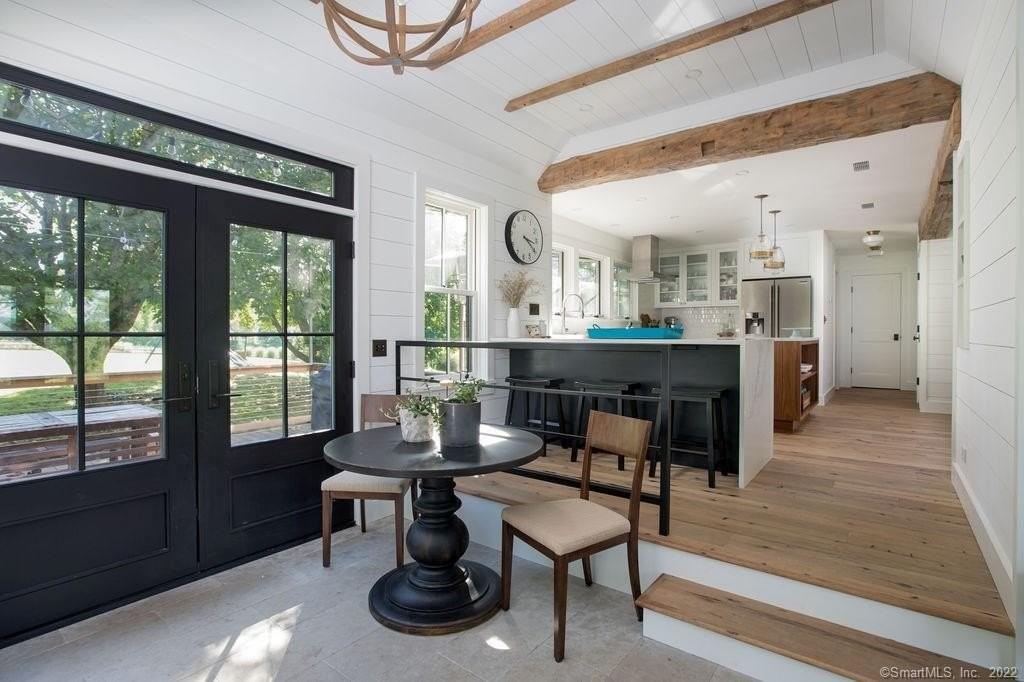 49 Benton Hill Rd - Photo 4 of 21