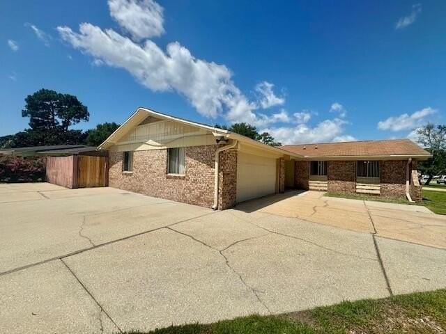 135 Perdido Cir - Photo 3 of 3