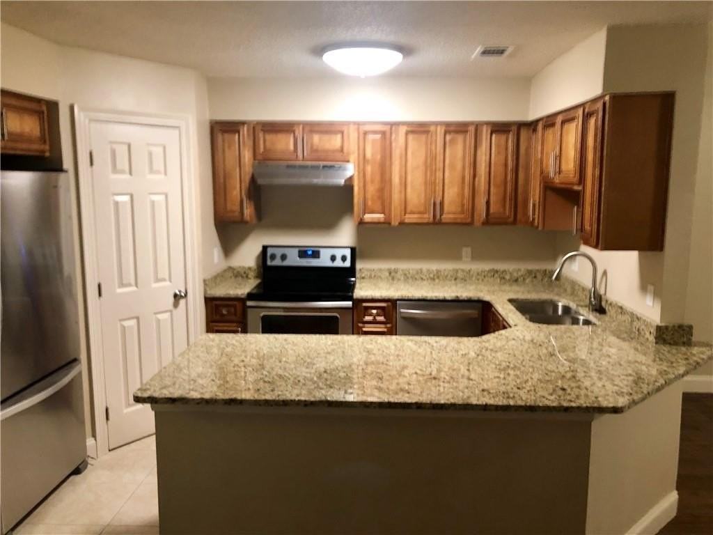 898 Asheville Dr - Photo 5 of 12