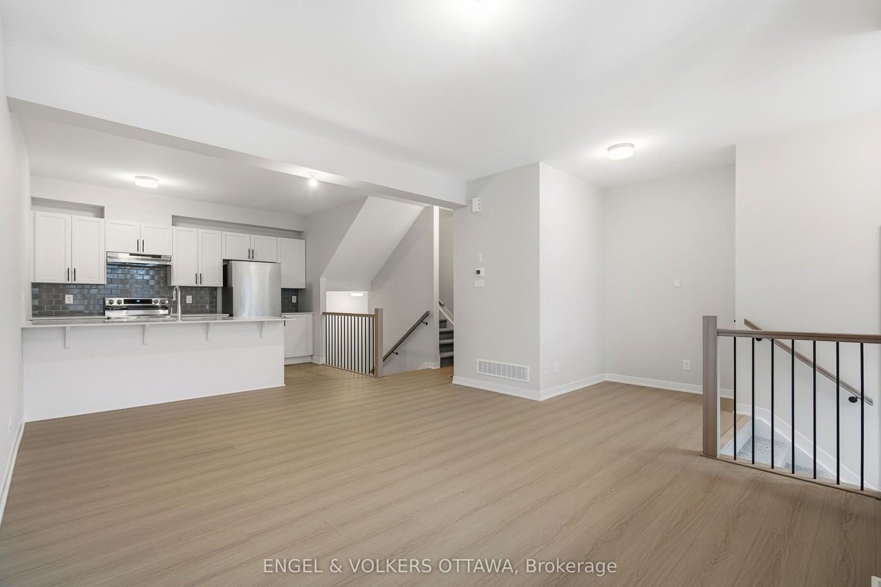 88 Ryan Reynolds Way - Photo 7 of 50