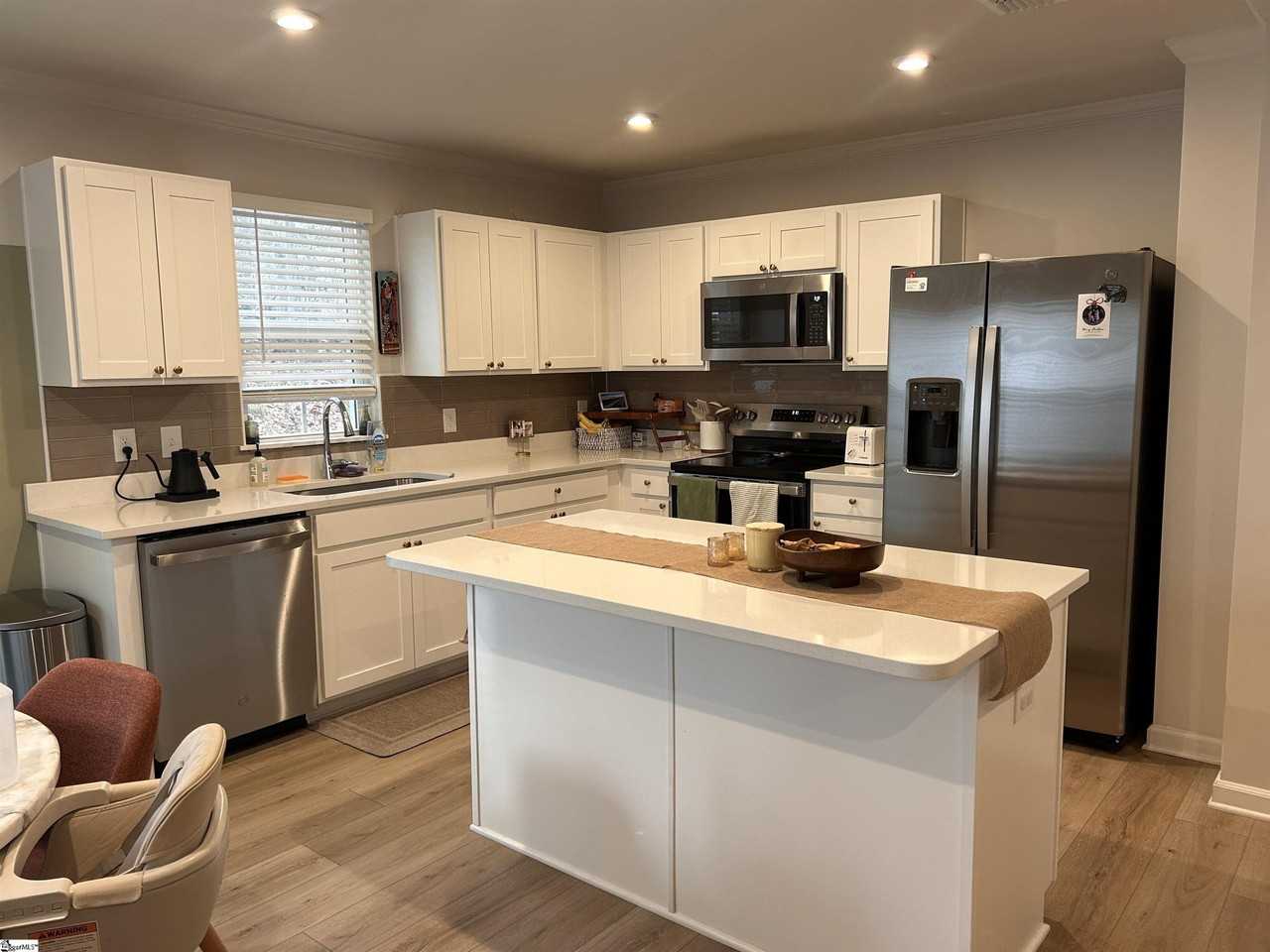 247 Snaresfield Way - Photo 6 of 17