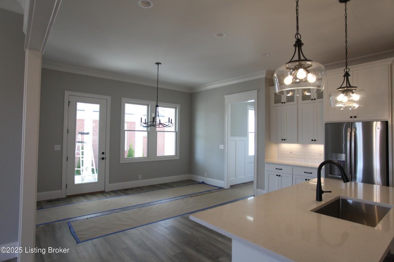 6320 Pond Lily St - Photo 6 of 26