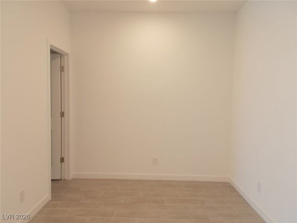 180 Freeport View Pl - Photo 6 of 23