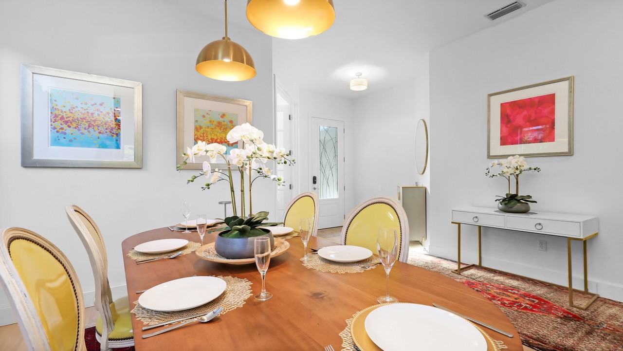 72 Tall Trees Ct #1 - Photo 4 of 34