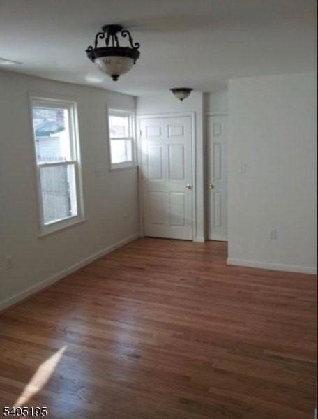 17 De Groot Pl - Photo 3 of 8