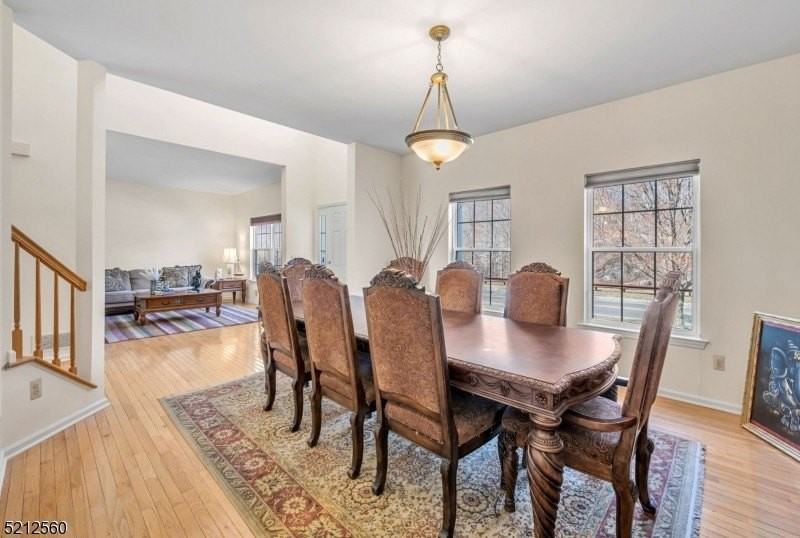 706 Skyline Dr - Photo 6 of 40