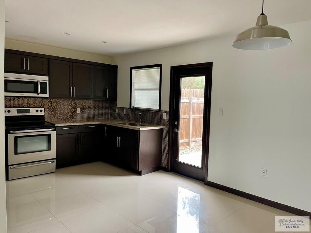 2550 Weslaco Rd #L4 - Photo 5 of 13