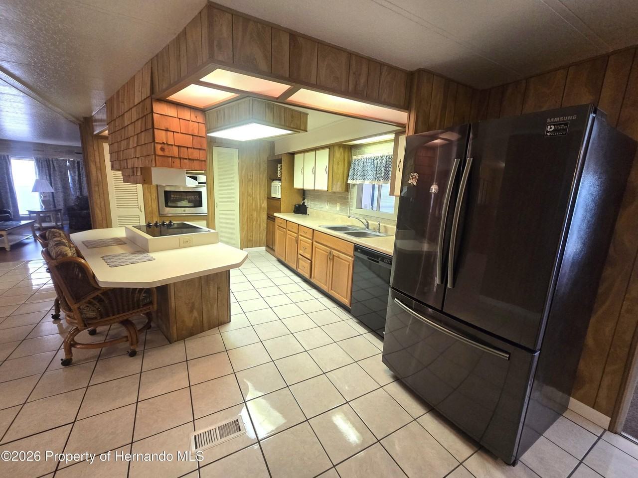 8436 Central Ave - Photo 6 of 22