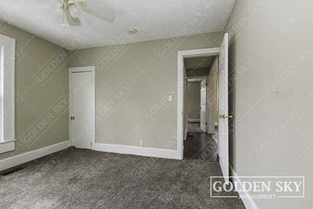 409 S Celia Ave #1 - Photo 4 of 15