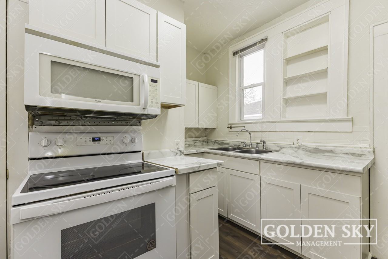 409 S Celia Ave #1 - Photo 7 of 15