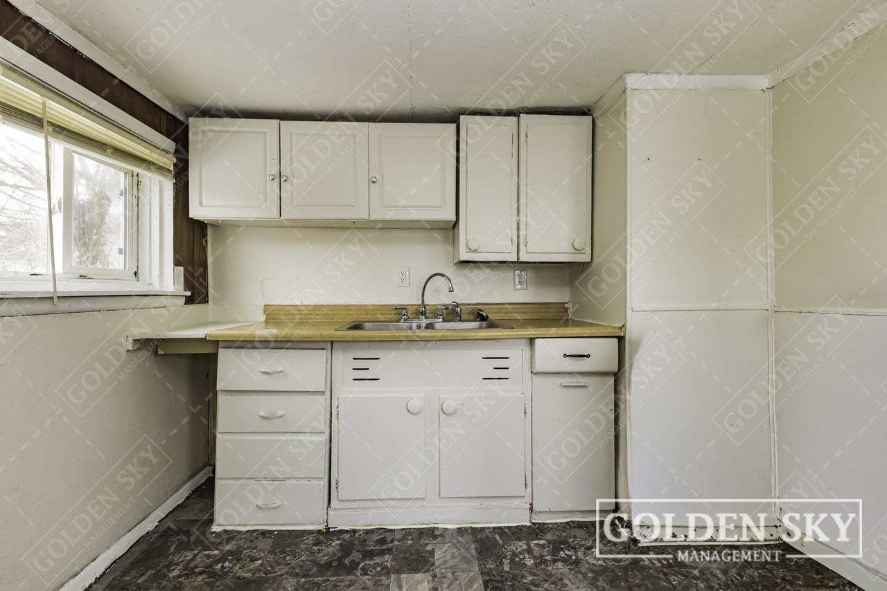 2011 East 18th StreetUnit 6 #NA - Photo 2 of 8