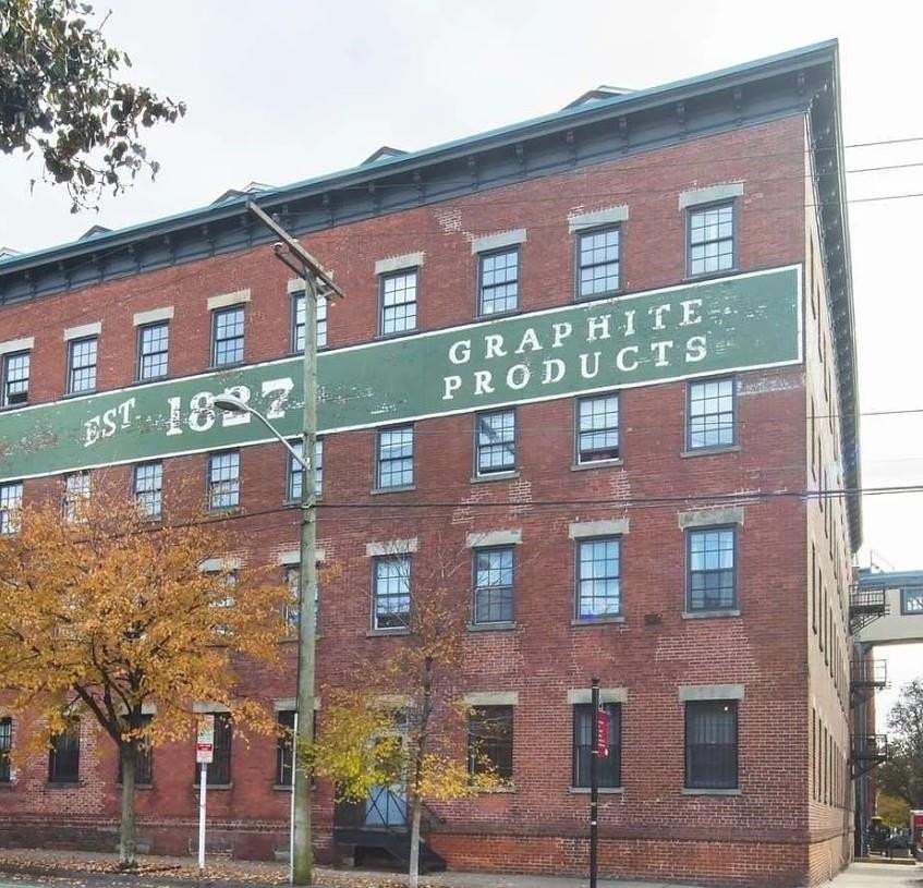 227 Christopher Columbus Dr #129B - Photo 7 of 19