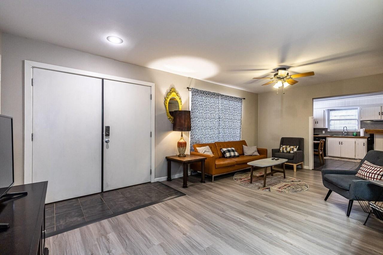 3504 38th St - Photo 6 of 28