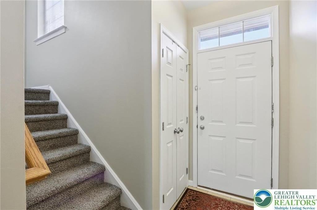 270 Milkweed Dr - Photo 3 of 50