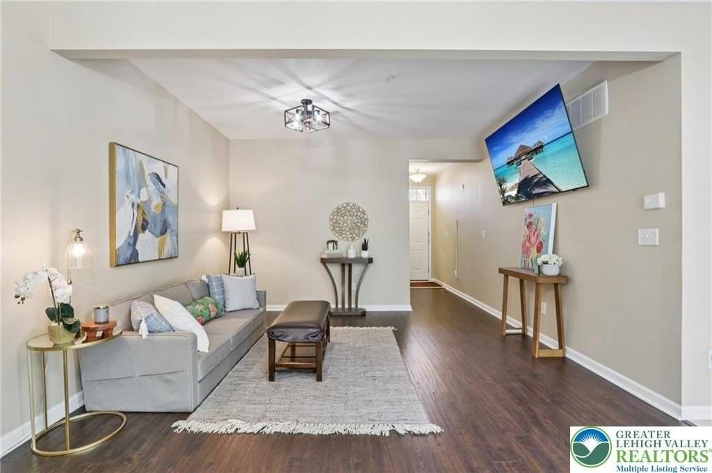 270 Milkweed Dr - Photo 6 of 50