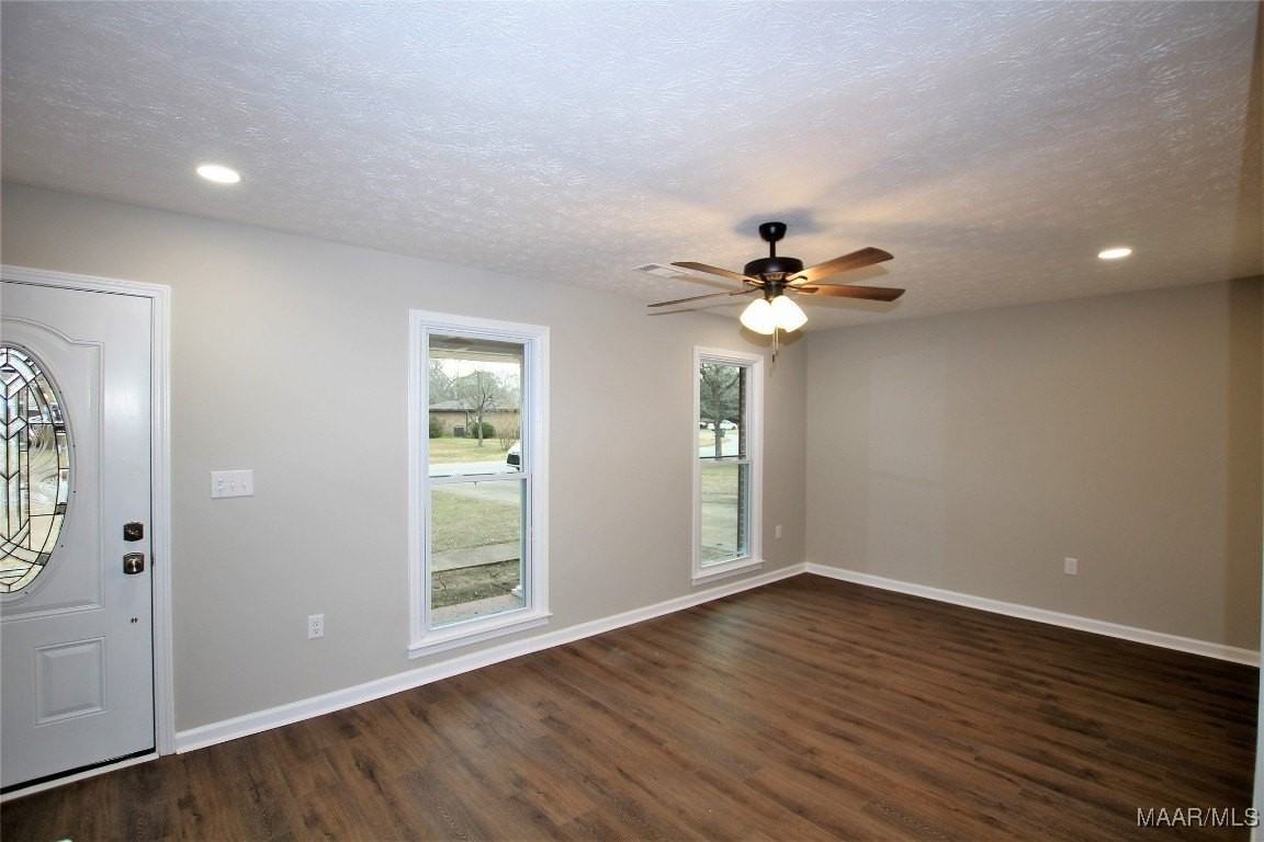 213 Ross Rd - Photo 3 of 23