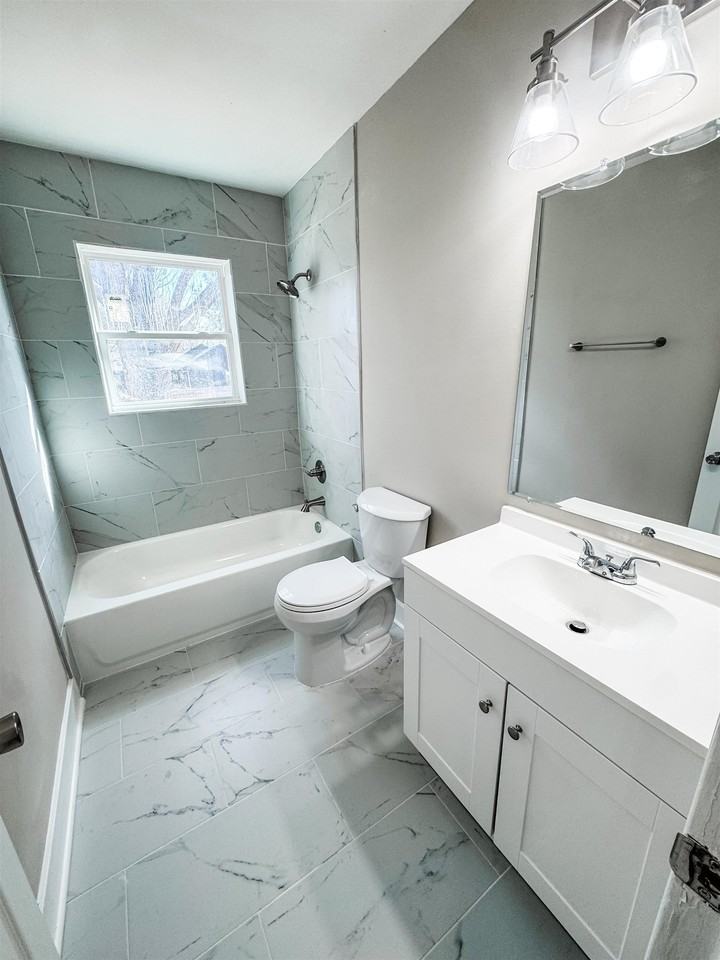 964 Greencliff Rd - Photo 4 of 7