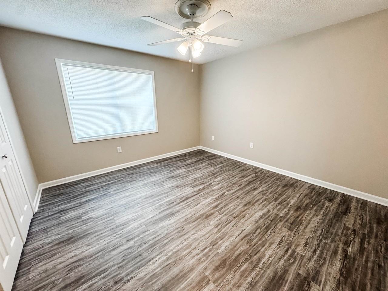 964 Greencliff Rd - Photo 6 of 7