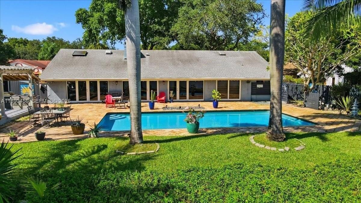 960 Bayberry Point Dr - Photo 2 of 50