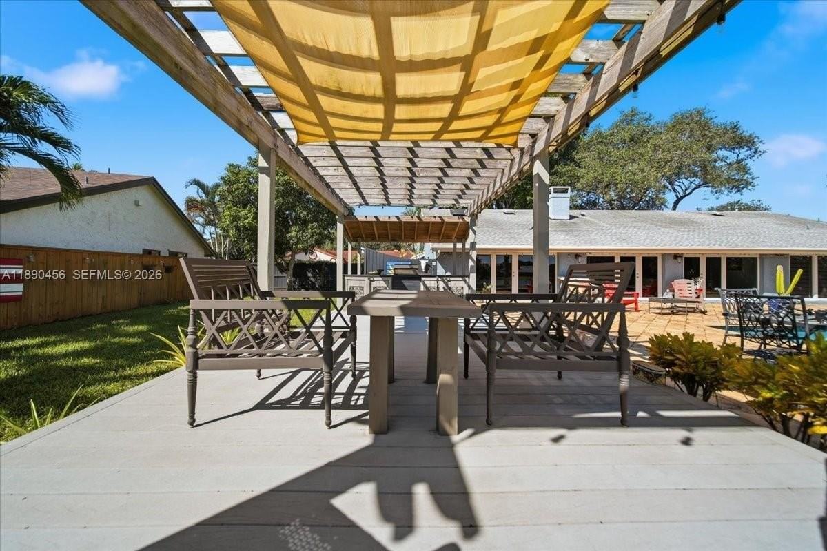 960 Bayberry Point Dr - Photo 5 of 50