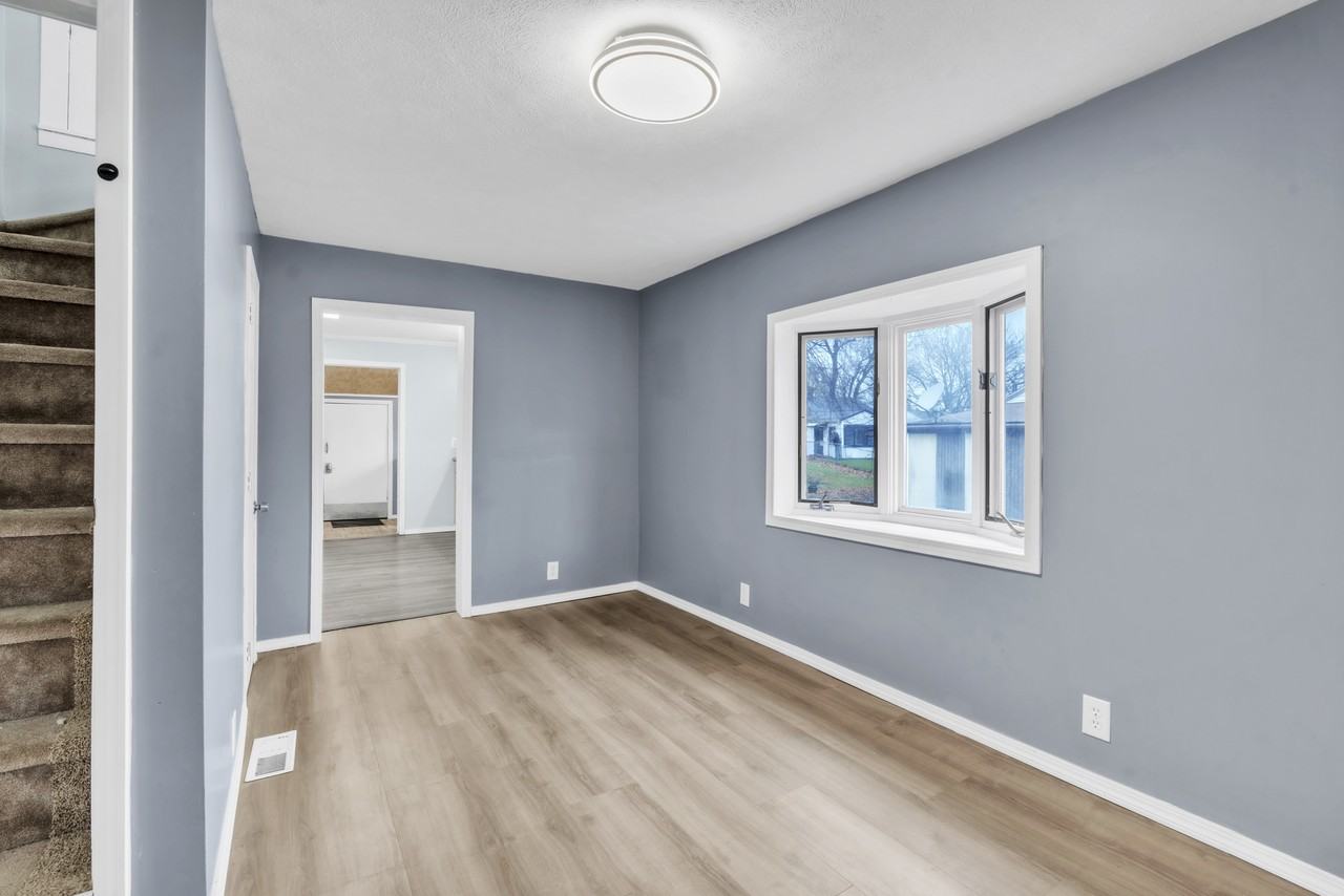 114 Parker Ave #1 - Photo 4 of 27