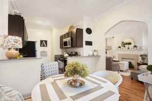 901 W Argyle St #6J - Photo 1 of 1