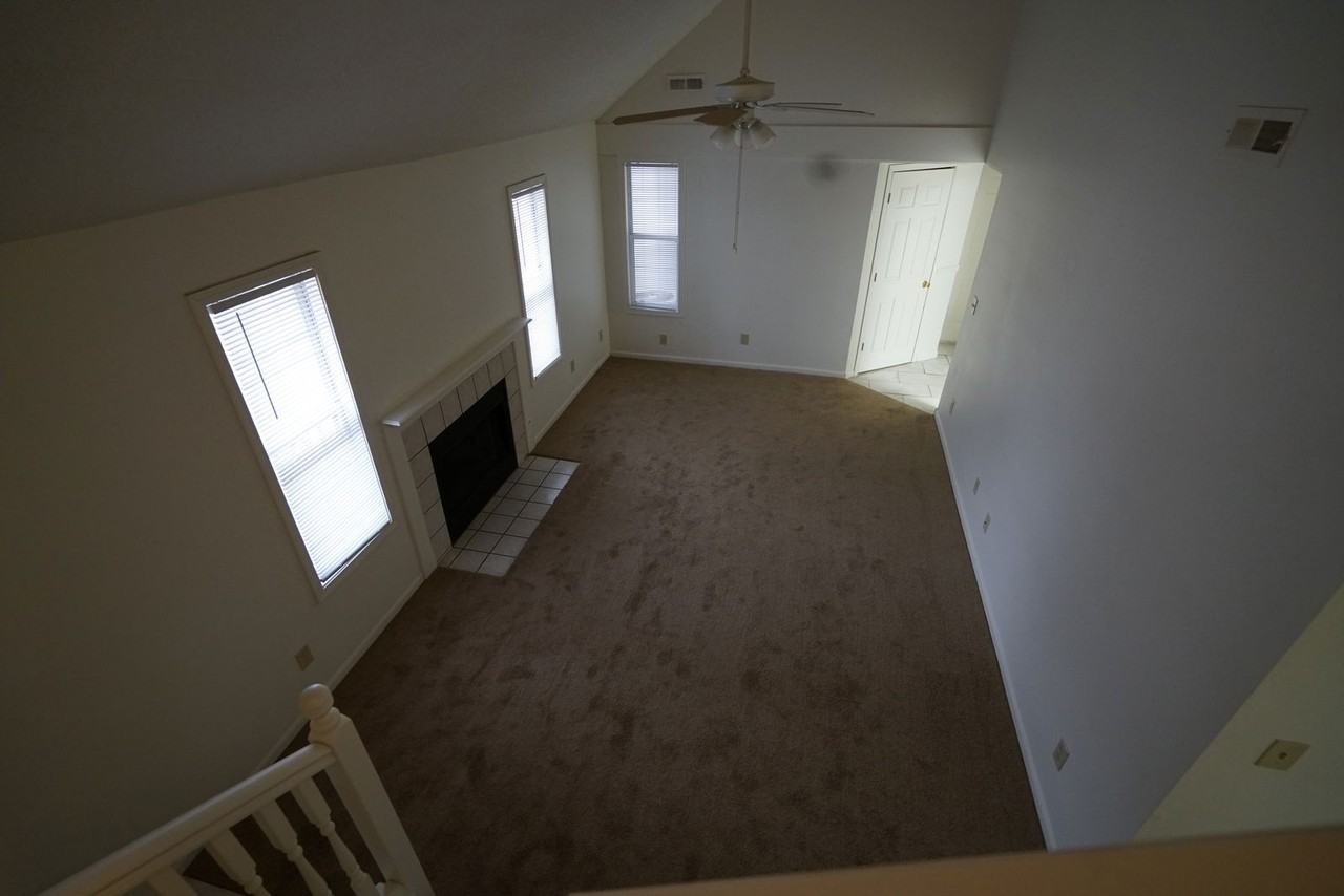 2501 Crestline Ct - Photo 7 of 8