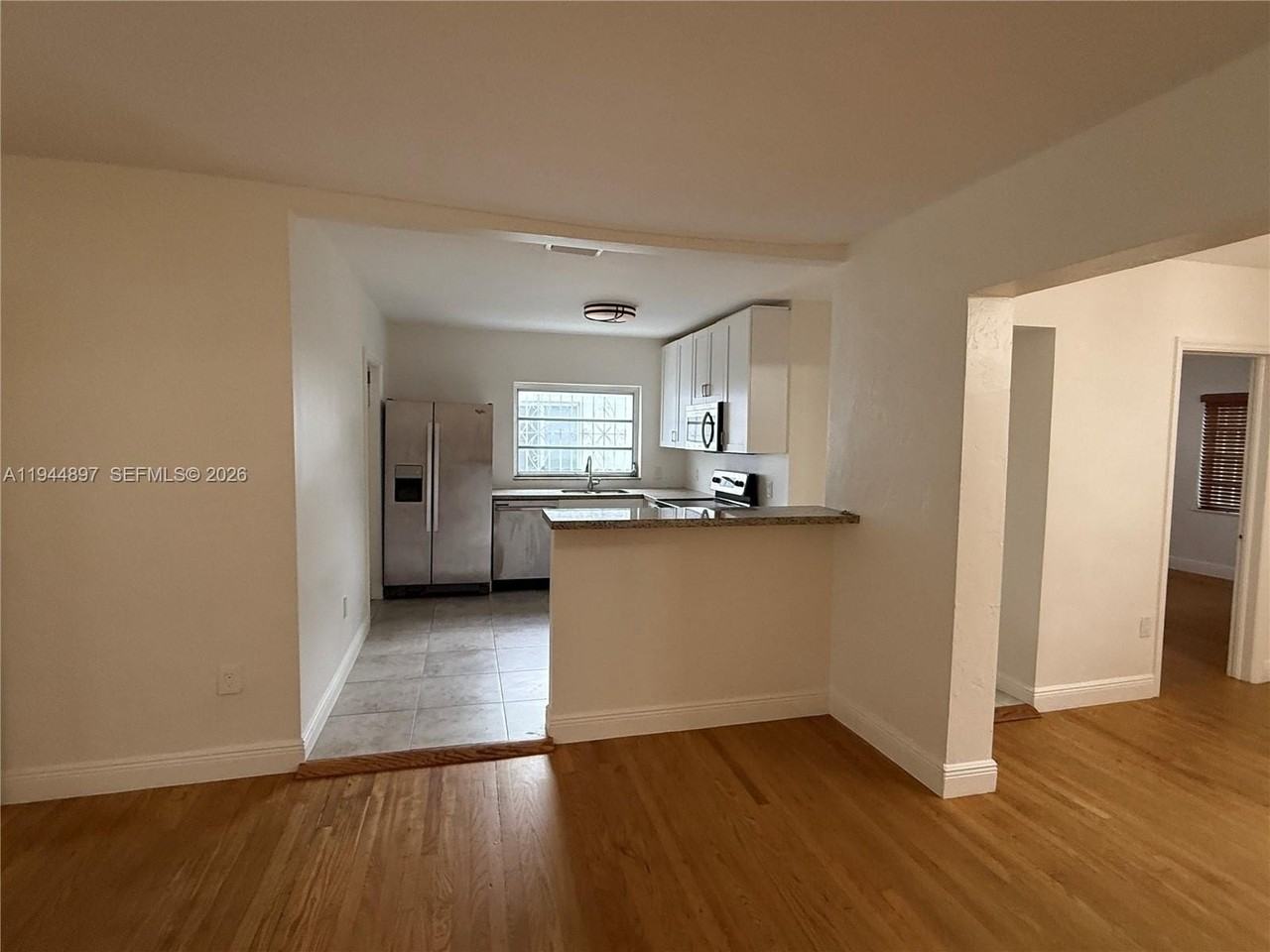 2151 Sw 21st Ter - Photo 6 of 22