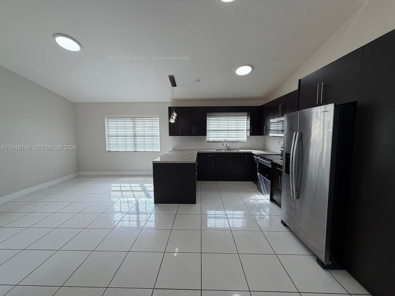 9125 Sw 166th Ave - Photo 7 of 25