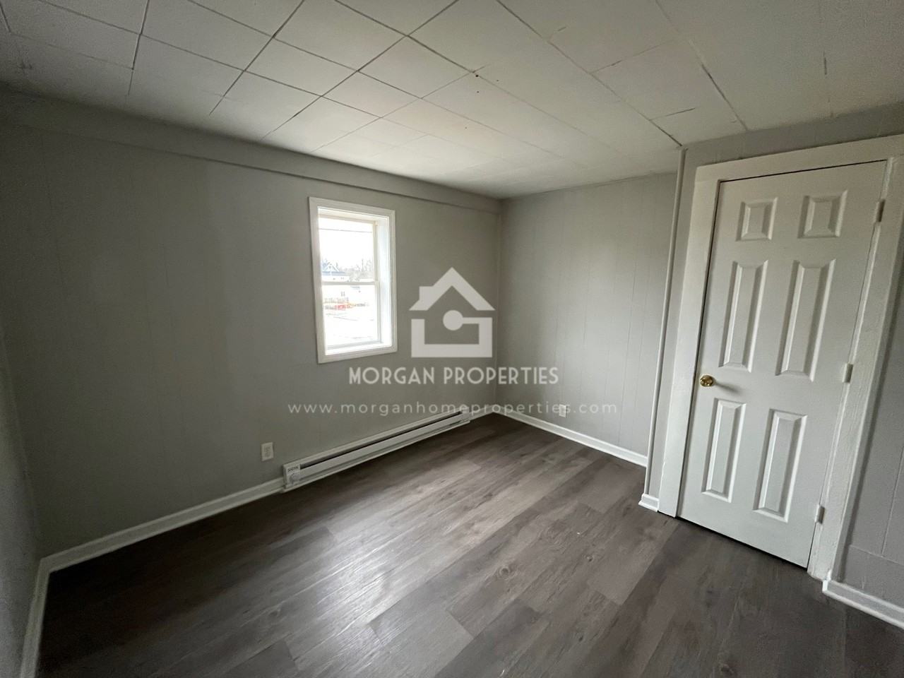 702 W 5th St - Photo 5 of 5