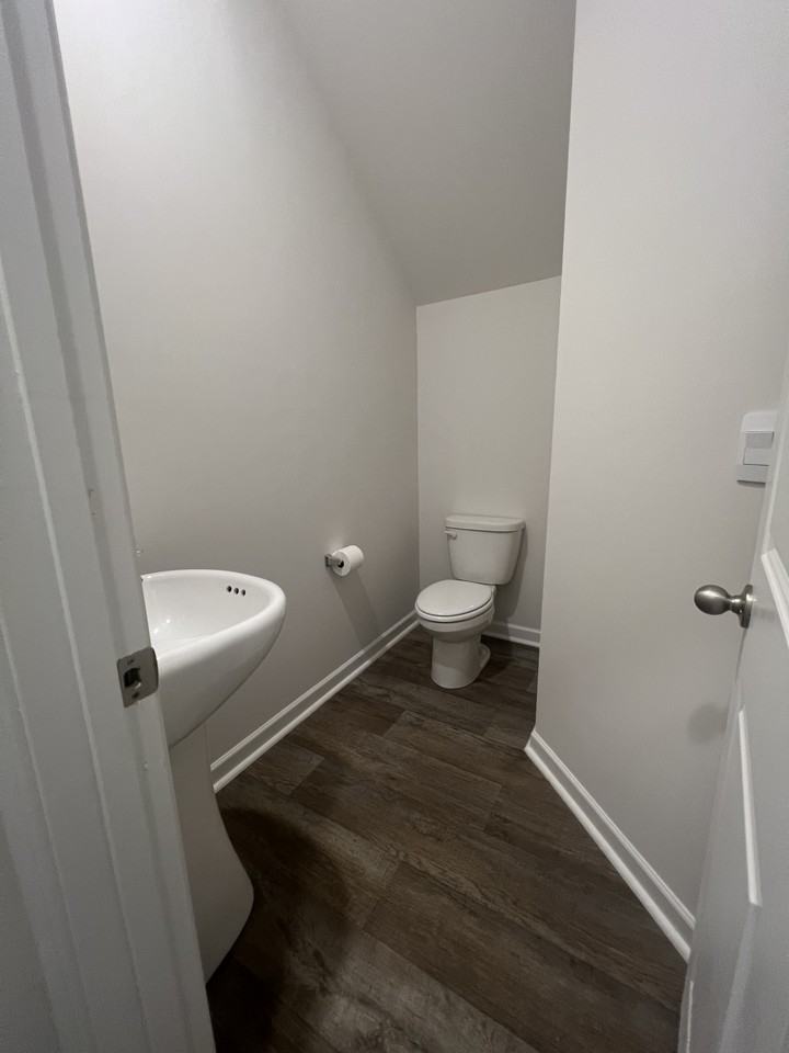1314 Amberview Ln #1 - Photo 5 of 10