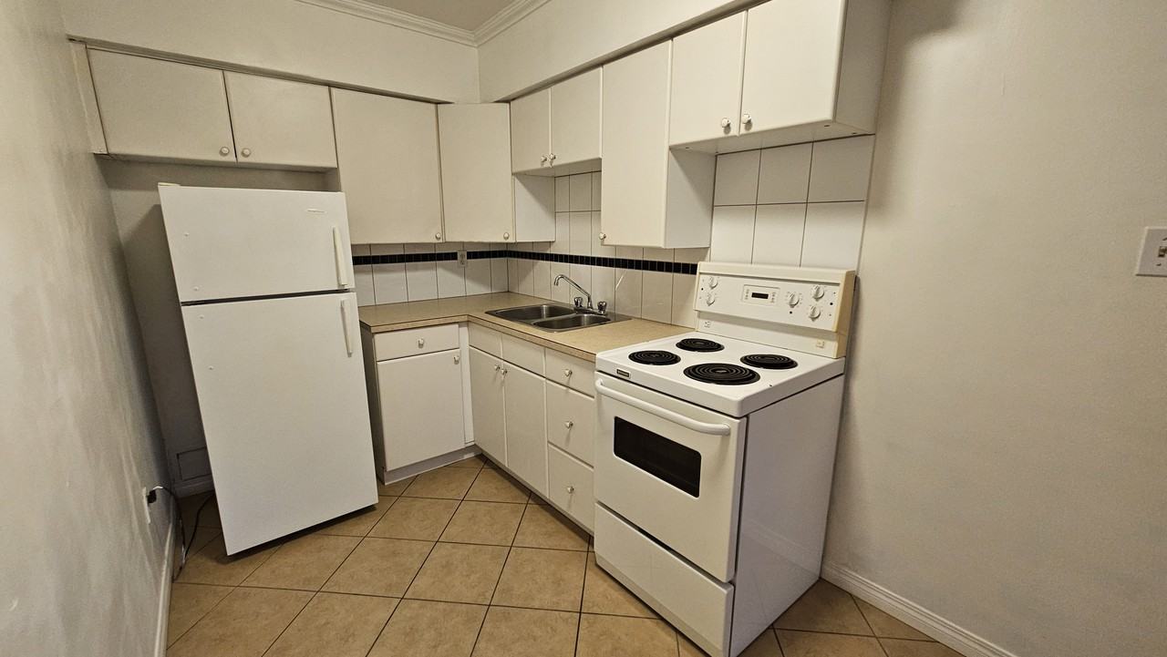 1535 West 12th Avenue - Photo 6 of 8