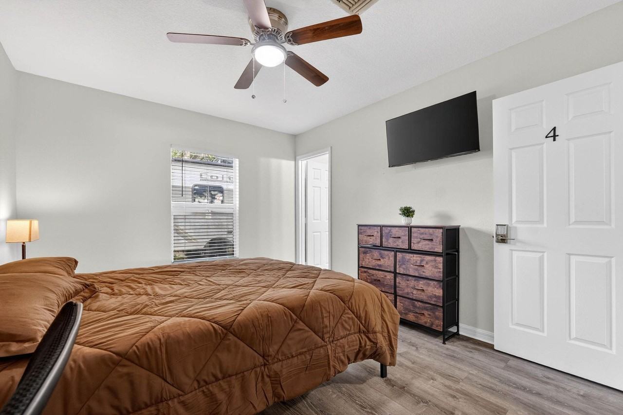 N 51st St - Photo 7 of 21