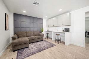 featured image of W Pepper Pl