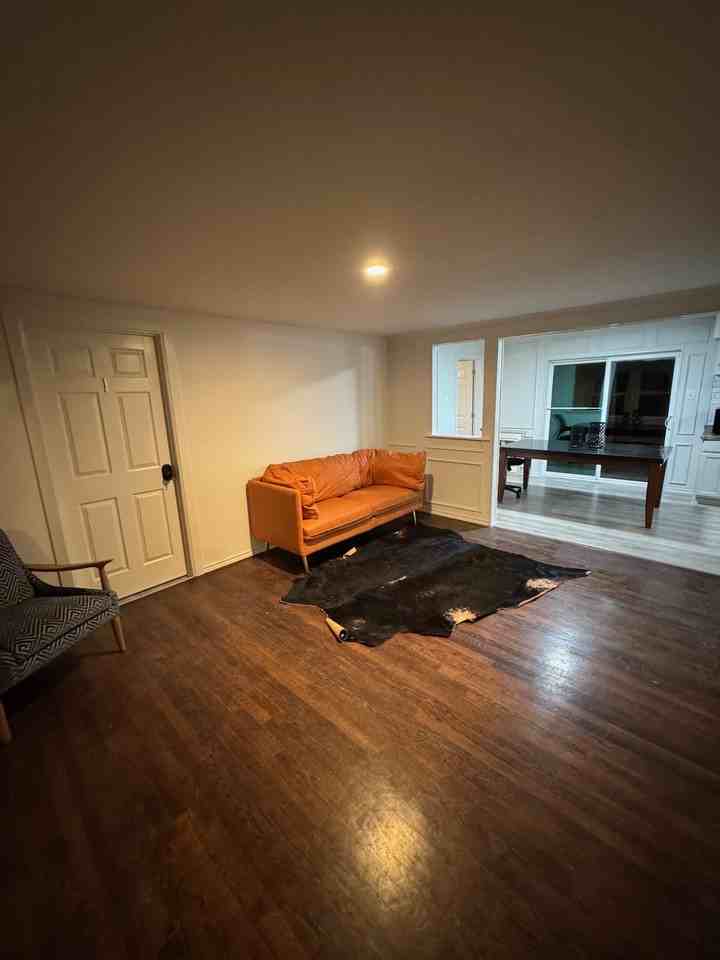 Hilton Dr - Photo 4 of 23