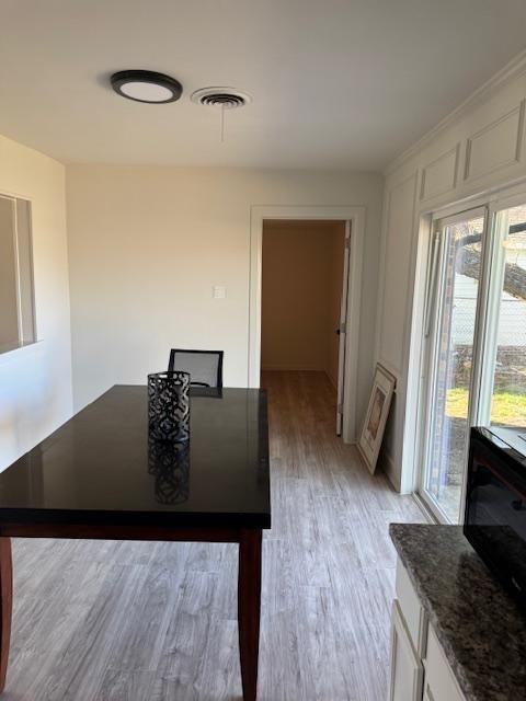 Hilton Dr - Photo 5 of 23