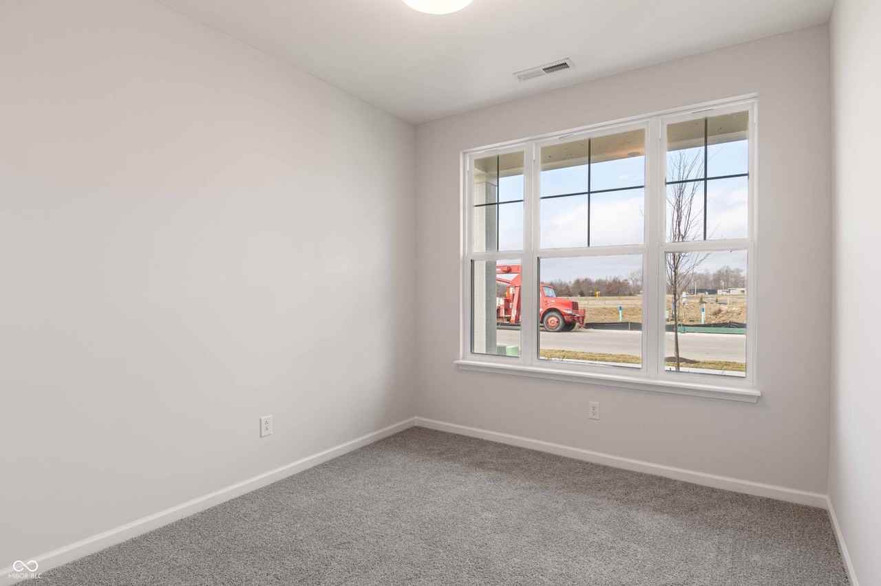 14409 Shrawley Ct - Photo 3 of 30