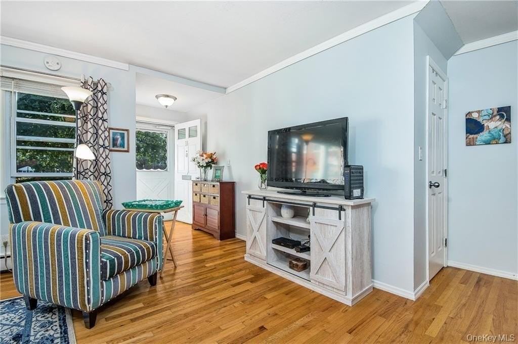 2710 South Rd Unit F11 #F11 - Photo 3 of 10