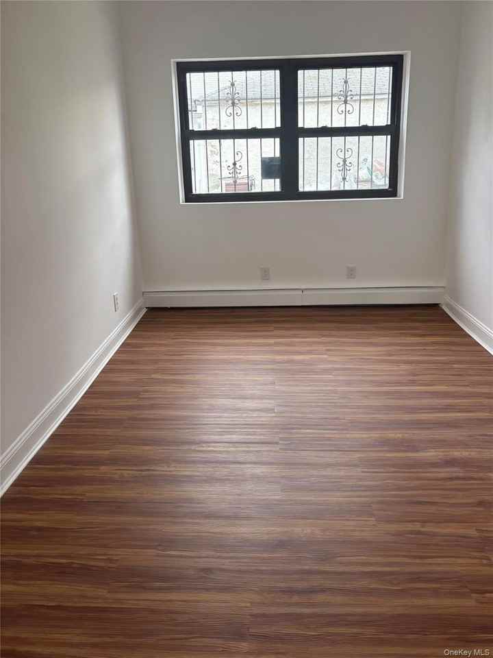 7719 Parsons Blvd - Photo 4 of 12