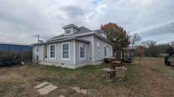 featured image of 710 W Main St #1