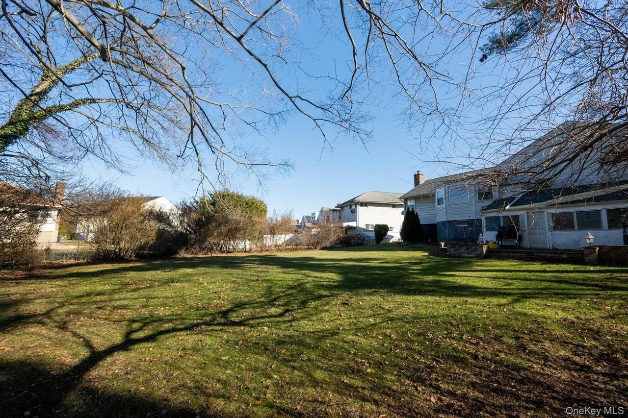 21 Norton Dr - Photo 2 of 21