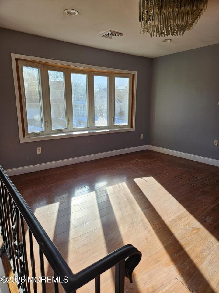 118 Walnut Dr - Photo 4 of 34