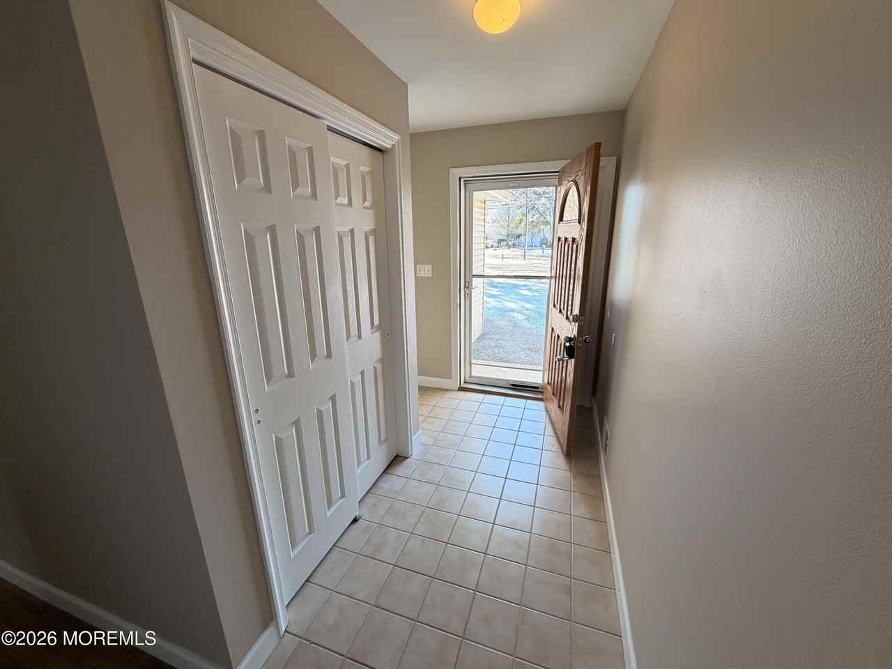 703 Parkside Ave - Photo 4 of 22