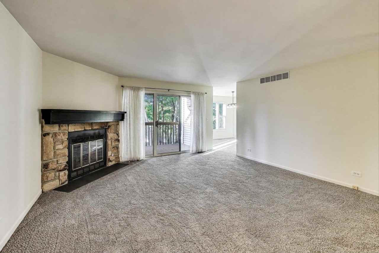 534 River Front Cir Unit 604 #604 - Photo 5 of 34