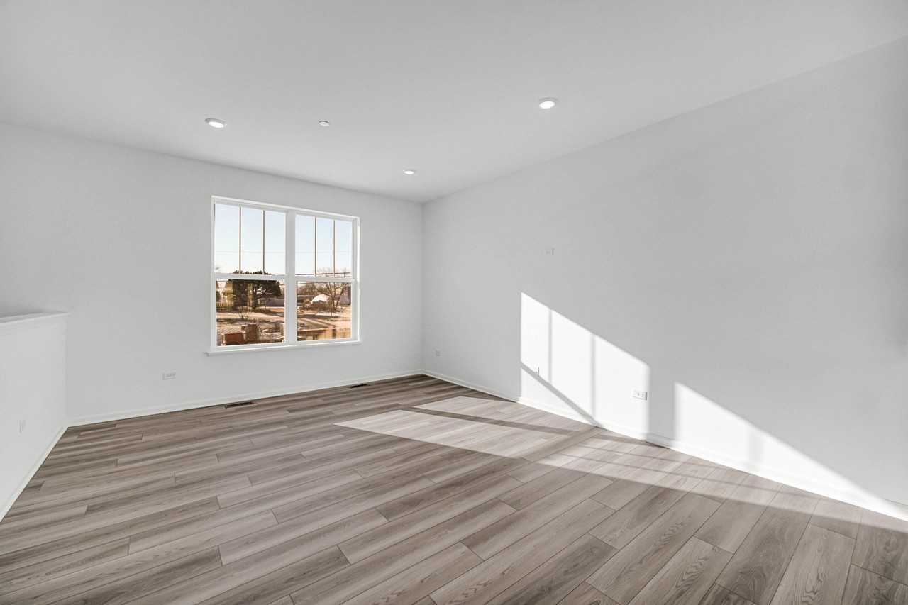 203 Settlers Pl Unit 203 #203 - Photo 3 of 20