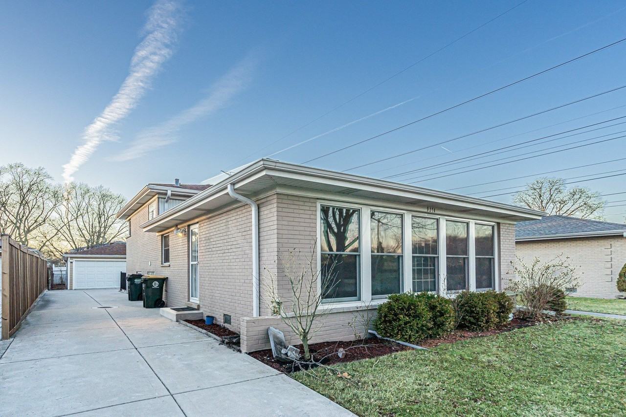 9314 Menard Ave - Photo 2 of 23