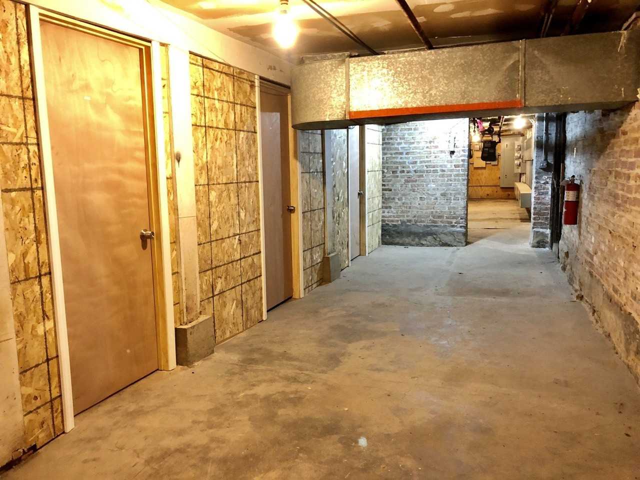 2606 S Saint Louis Ave Apt 5 #5 - Photo 2 of 2