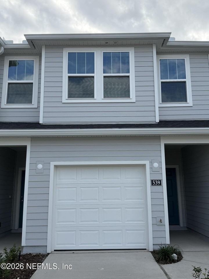 539 Holly Lakes Dr - Photo 3 of 30